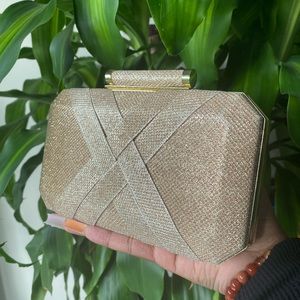 Gold clutch
